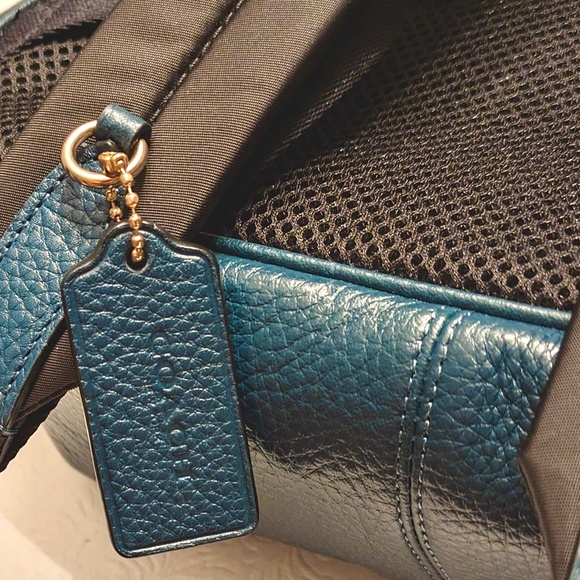 Coach Court Backpack - Picture 5 of 6